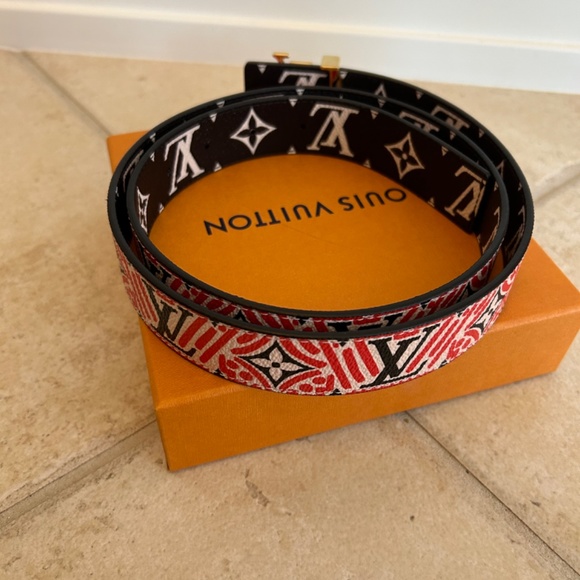 Louis Vuitton Crafty Iconic Reversible Belt - Picture 2 of 2